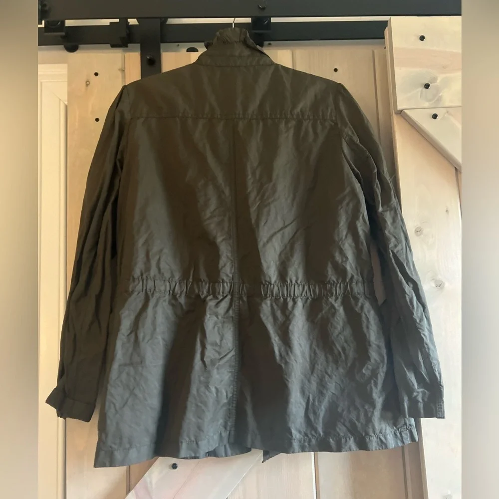 Converse Ruffle Placket Rain Jacket - Picture 5 of 6
